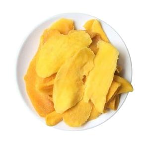 Mangue vietnamienne Snack Premium mangue séchée molle naturellement douce à mâcher fruits tropicaux en vrac exportation en gros du Vietnam - Product Image 1