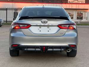 ขายแร็คหลังคาโลหะสำหรับรถยนต์ LE รุ่นใหม่ ปี 2022 พร้อมกล้องมองหลังอัตโนมัติในตัวและภายในสีเข้ม - Product Image 3