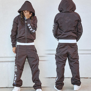 Conjunto Deportivo de Nylon Personalizado para Hombre, Estilo Urbano, para Correr, Chaqueta Cortavientos - Product Image 1