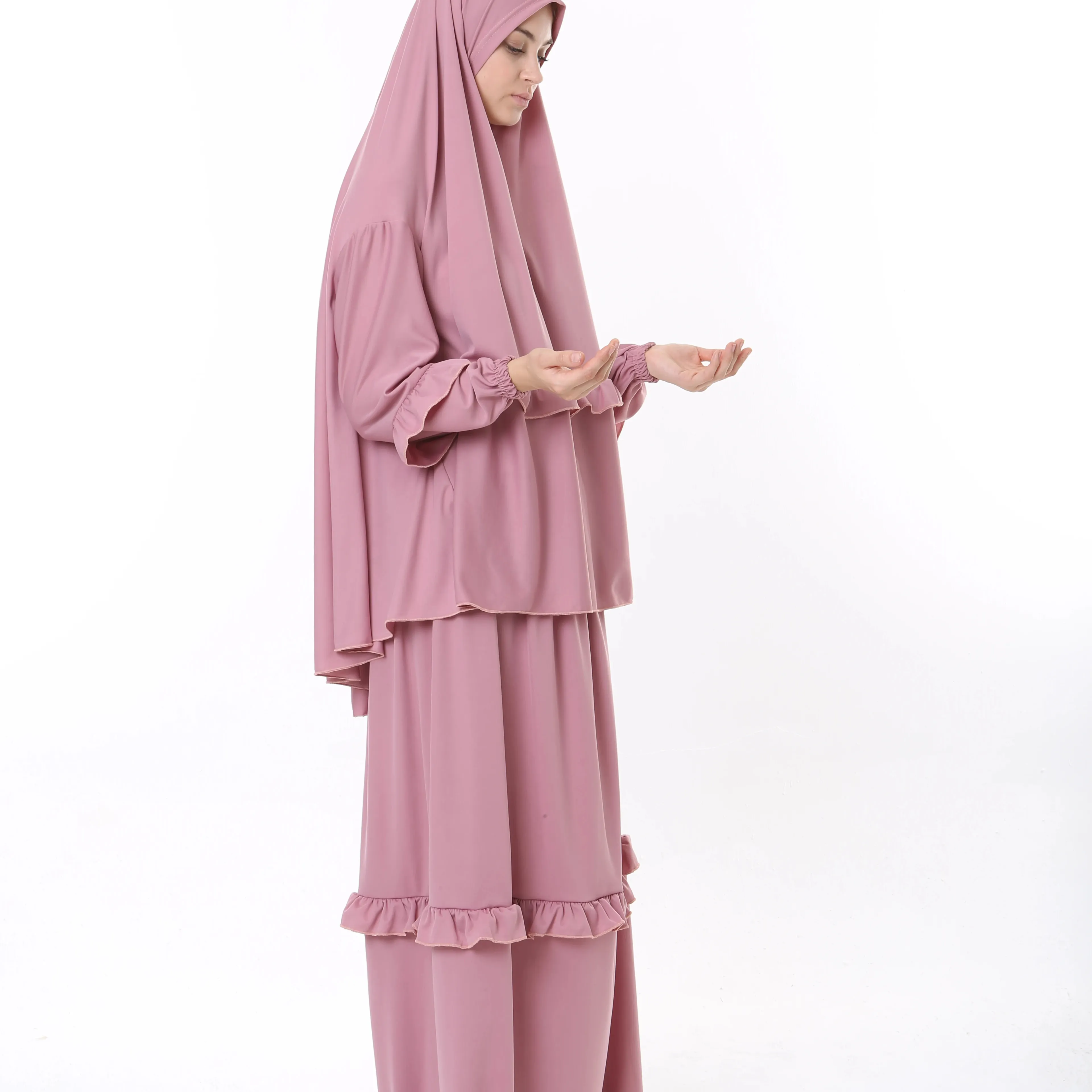 Bộ cầu nguyện màu hồng khiêm tốn và phong cách dành cho phụ nữ với đường viền cổ tròn và tay áo dài