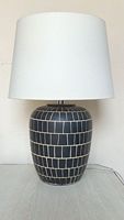 Lampe de table design moderne en bois électrique avec LED, prix direct usine, design incroyable, prix bas, fabriquée en Inde