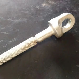 Boulon forgé traité thermiquement avec une résistance à la traction élevée pour les applications d'assemblage automobile et de montage de moteur - Product Image 1