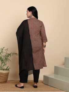 Kurta Recta Estampada a Rayas de Algodón para Mujer con Pantalón y Dupatta, Largo hasta la Pantorrilla, Cuello Mao, Manga Tres Cuartos, Multicolor - Product Image 5