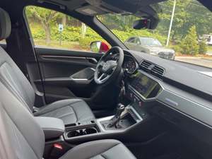 NEATLY utilisé 2022 A-u-d-i Q3 qu_att_ro Premium Plus 40 TFSI - Product Image 5