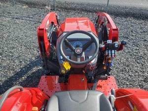 รถแทรกเตอร์มาสซีย์เฟอร์กูสัน 1825E ปี 2022: ประสิทธิภาพที่กะทัดรัดพร้อมสมรรถนะที่เชื่อถือได้ - Product Image 6