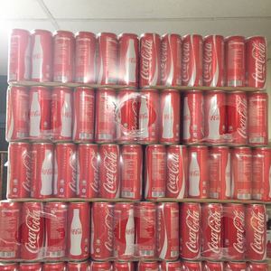 Latas de Coca-Cola de 330ml listas para beber Soda Proveedor mayorista para tiendas minoristas Comercio de hospitalidad y compradores globales - Product Image 1