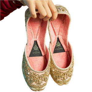 รองเท้าคุสซ่าผู้หญิงสั่งทำสีพื้นกันลื่นคุณภาพสูงดีไซน์แฟชั่นน้ำหนักเบาพร้อมส่งขายดีที่สุด - Product Image 1