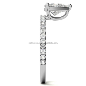 Anillo de compromiso único de plata de ley 925 con moissanita de corte trillón en forma de lágrima para mujer, ideal para aniversario de boda - Product Image 3