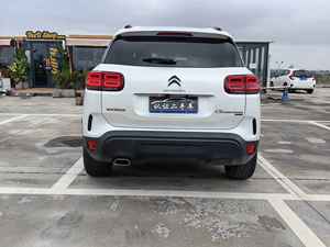 Citroën <span class=keywords><strong>C5</strong></span> <span class=keywords><strong>Aircross</strong></span> 1.6T Turbo SUV 6AT FWD 5 places avec <span class=keywords><strong>toit</strong></span> <span class=keywords><strong>ouvrant</strong></span>, édition luxe, modèle 2021 d'occasion - Product Image 3