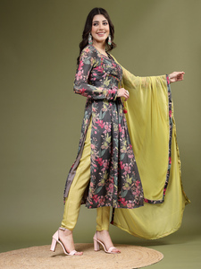 Ensemble Kurti tendance pour femme en Georgette, style bohème d'été, broderie miroir, coupe trapèze, lavable en machine, avec pantalon et dupatta - Product Image 2