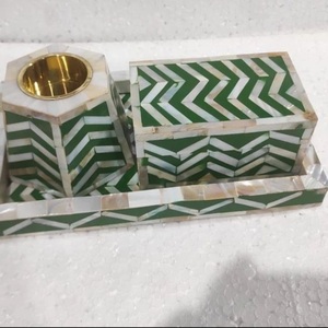 Juego de Quemadores de Incienso de Madera y Resina con Incrustaciones de Hueso Hechos a Mano de la Mejor Calidad con Caja y Bandeja - Duradero para Uso en Verano - Product Image 1