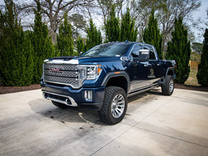 GM_C Sierra 2500HD Denali d'occasion propre 2022 - Product Image 3