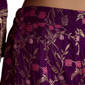 Vestito Palazzo di seta Dola viola con ricamo pesante all'ingrosso donna abbigliamento etnico OEM fabbrica fornitore di massa personalizzato - Product Image 6