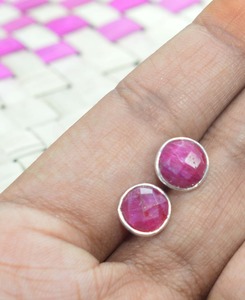 Pendientes de tuerca clásicos, joyería para mujer, joyería de estilo bohemio, pendientes hechos a mano de piedras preciosas de rubí de Plata de Ley 925, regalo para esposa - Product Image 2