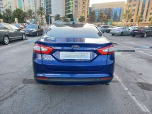 Ford Fusion 4.5L Sedán Automático 2020-2021 Usado con Asientos de Cuero y Techo Panorámico en Buen Estado para Exportación - Product Image 2