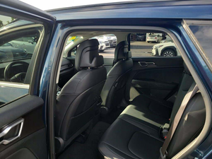 Hyundai Sportage Hybride SX-Prestige AWD Bleu 2024 d'occasion avec sièges en cuir, système de navigation, démarrage à distance, toit ouvrant, transmission automatique, jantes R18 foncées - Product Image 5