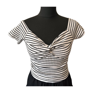 Ropa de calle para mujer, Jersey ajustado, cuello en V, Camiseta con volantes, blusa transpirable de punto, longitud corta, patrón sólido, teñido liso - Product Image 1