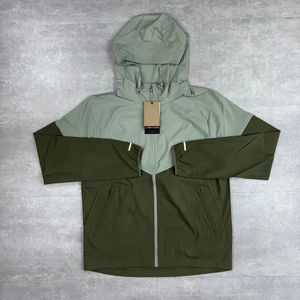 Conjunto cortavientos Tipo Chaqueta ligera y pantalones cortos Conjunto de chaqueta cortavientos impermeable para hombre - Product Image 3