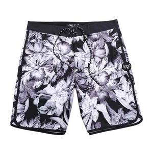 Pantalones cortos de hombre de cintura elástica con estampado de sublimación de algodón y poliéster de alta calidad para deportes de verano de talla grande y diseño personalizado 2024 - Product Image 5