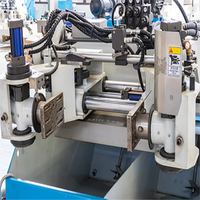 Machine de coulée automatique par gravité pour vanne et raccord de tuyau pour la production de fonderie de machines de coulée de métal