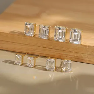Pendientes de Botón Clásicos y Sencillos LZE, Chapados en Oro de 14K, Plata de Ley 925, con Circonita Cúbica Premium 8A, para Mujer - Product Image 1
