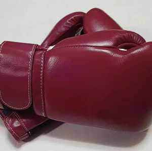 Gants de boxe d'entraînement en cuir de haute qualité, antidérapants, respirants, tailles et couleurs personnalisées pour l'entraînement et la compétition RRI-BG-11 - Product Image 3
