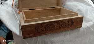 Boîtes sur le thème des étoiles en bois gravées à la main sur mesure idéales pour les cadeaux et adaptées aux magasins à domicile pour la revente - Product Image 5