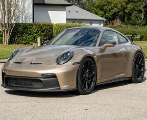 Porsche 911 GT3 2024 en Excelentes Condiciones, Motor Flat-6 de 502 CV, Color Bronce Dorado Metálico PTS - Product Image 1