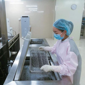 Plateaux en maille de haute qualité avec couvercle 250x170x70mm Plateau en maille en acier inoxydable pour une utilisation pendant la stérilisation et le transport du lavage - Product Image 6