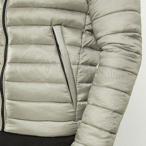 Chaqueta de Invierno Acolchada para Hombre, Cómoda y Duradera, Ideal para Aventuras de Fin de Semana o Estilo Urbano Informal, en Venta - Product Image 6