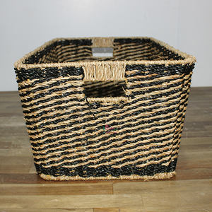 Cestas Multifuncionales Hechas a Mano de Mimbre y Seagrass Artex Dong Thap para Almacenamiento en el Hogar y Regalos - Product Image 6