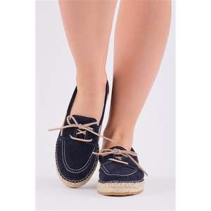 Alpargata cerrada con cuña baja - Product Image 5