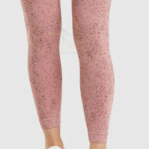 Pantalones de Yoga de piernas rectas para mujer de alta moda tela de punto transpirable venta al por mayor en línea hecho en Pakistán - Product Image 2