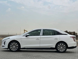 HONGQI E QM5, Auto Eléctrico de Lujo con Autonomía NEDC de 501-600 km y Batería de 90-110 kWh - Product Image 4