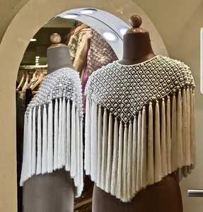 เสื้อคลุมทรงเบอร์เลสก์ประดับด้วยลูกปัดประดับด้วยเลื่อมสำหรับงานรื่นเริงคลับ - Product Image 1