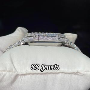 Montre Glacée Antique de Luxe 41mm Moissanite de Haute Qualité Dernier Modèle VVS Personnalisé Style Hip Hop Cadran Analogique Acier Inoxydable - Product Image 3