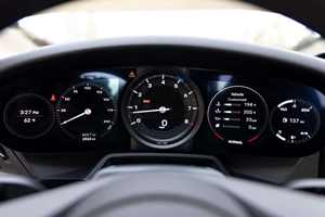 Porsche 911 Turbo R18 Coupé AWD 2024, Bajo Kilometraje, Gasolina, Caja de Cambios Automática, Volante a la Izquierda, Estado Excelente - Product Image 6