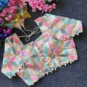 Dernier Diable Camric Coton Avec Séquence De Fil Et Broderie Travail Blouse Fabricant De Surat Au Taux Le Plus Bas - Product Image 1