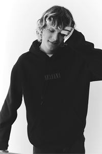 Sudadera con capucha estampada de corte holgado para hombre de calidad superior, sudaderas negras de manga larga con bolsillo lateral de canguro, chaqueta de lana de invierno de algodón - Product Image 5