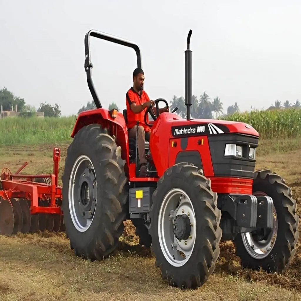 Mahindra tracteur agricole équipement agricole moteur efficace boîte de vitesses moteur disponible prix du marché bas