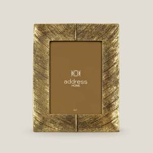 Cadre photo européen moderne et simple personnalisé en métal doré à bas prix Lien créatif en forme de courbe et de texture pour les cadeaux du Ramadan - Product Image 3