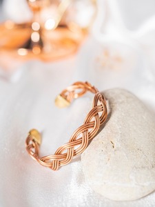 Nouveau bracelet en cuivre de luxe - Product Image 5