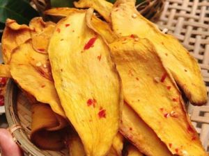 Paquete a granel de etiqueta privada, frutas tropicales, picante, dulce, masticable, mango suave y seco con bocadillo de Chile - Product Image 6