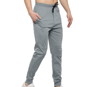 กางเกงขายาวผู้ชายทรงตรงโค้งตรงเอวมีกระเป๋าด้านข้างกางเกงออกกำลังกาย - Product Image 2