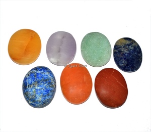 Conjunto ovalado de avión de siete Chakras genuino 100%, venta al por mayor, cristales de meditación curativa Natural, estilo Feng Shui - Product Image 1