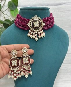 Ensemble de collier et boucles d'oreilles en pierres doubles de moissanite plaquées or de qualité supérieure ethnique, collection pour mariage - Product Image 5