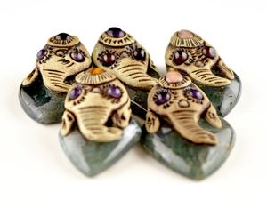 Collar con Colgante de Arcilla Polimérica Multicolor con Gemas, Diseño Clásico Hindú, Cristal de Cuarzo Curativo, Cabujón, Hecho a Mano, Étnico - Product Image 6