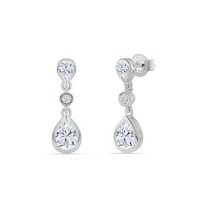 Pendientes de gota con aspecto de diamante deslumbrante con moda elegante - Product Image 1