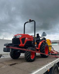 Tractor Kubota Usado 4x4 para Uso Agrícola, Transmisión Automática, Motor de Larga Duración, Disponible en Stock - Product Image 3