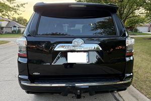 Toyota 4Runner Limited 4x4 d'occasion 2024 - Product Image 3